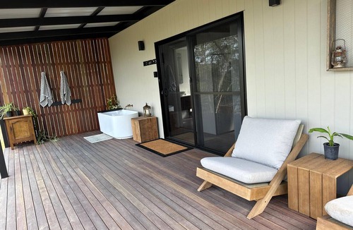 Flaxman Valley Cabin | Romantic Off-Grid Tiny House Escape with Panoramic Barossa Valley Views