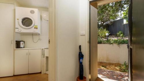 Yamba Apartment | Romiaka Unit 5