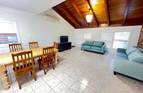 Carlingford House | Room 16