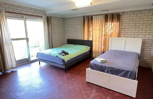 Epping House | Room 71
