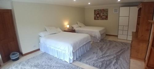 East Killara House | Room with Scenic Bush Views, Tranquility, Central Location