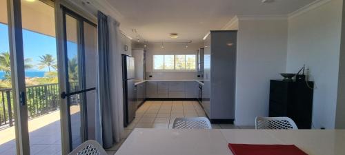 Bowen Hotel | Rose Bay Resort