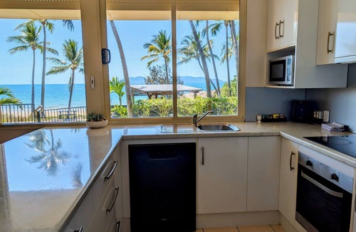 Bowen Hotel | Rose Bay Resort