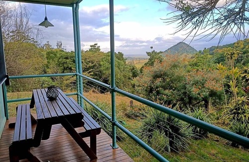 Cooran Cottage | Rosecliffe Tree Tops Cooran