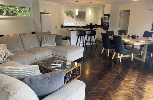 Warburton House | Roseleigh in Warburton