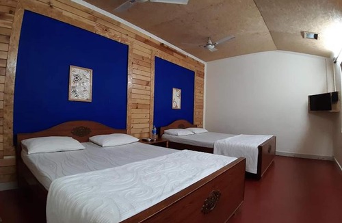 Anaimalai House | Royal Cottage, Anaimalai room