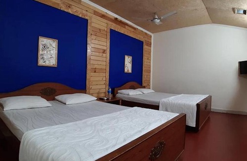 Anaimalai House | Royal Cottage, Anaimalai room 6