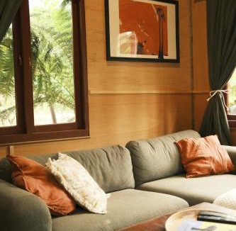 Margaret River House | RR Tiny House - in town sanctuary, pet friendly