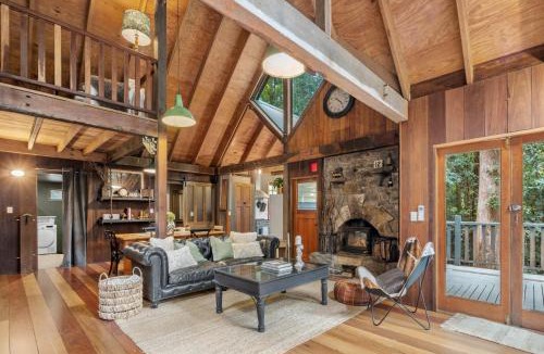 Springbrook House | Rustic 3-Bed Retreat in Springbrook