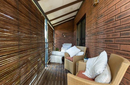 Broome Villa | Rustic Charm 3 Bed 2 Bath in The Heart Of Broome