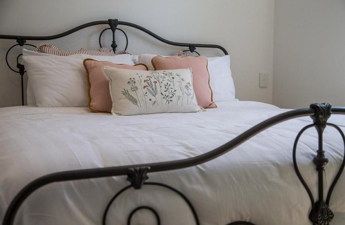 Glenquarry House | Rustic Luxury at The Old Dairy Country Escape
