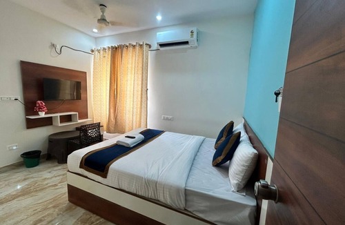 JP Nagar Hotel | S K Comforts Rooms