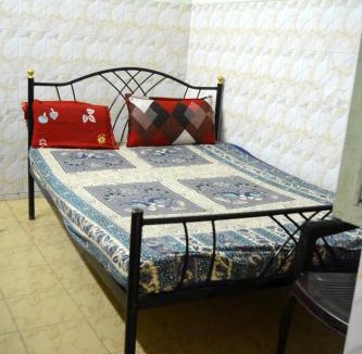 Mayiladuthurai Hotel | S M Residency