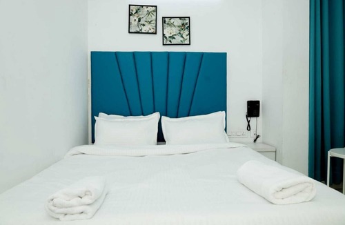 Baner Hotel | Saara ResidencynPrathamesh Park, Lane No. 2B, Plot No. 19/20, Baner, Pune-411045