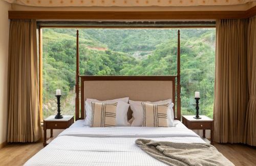 Bedla Villa | SaffronStays Moringa Valley - Oak Villa