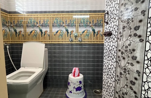 Aduthurai Apartment | Sai Ayush Homestay