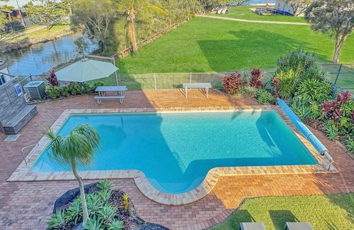 Golden Beach Resort | Sails Resort Caloundra