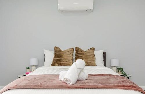 St James House | Saint James Hidden Gem!