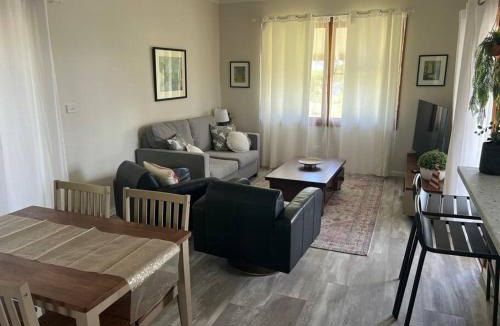 Wangi Wangi House | Sally on Rees