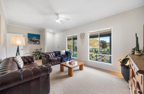 Encounter Bay House | Salt & Stay - Laid-Back Comfort by the Beach