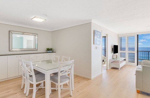 Tugun Apartment | San Simeon 47 - Absolute Beachfront Tugun - Min. 3 Night Stays!