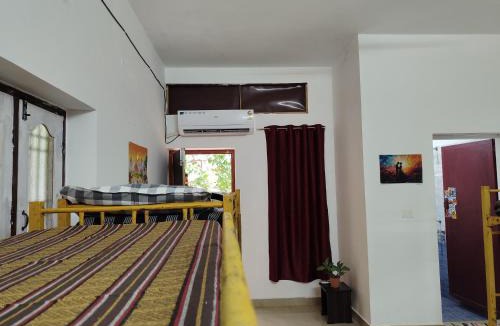 Bommayapalayam Hostel | Sanchari hostel