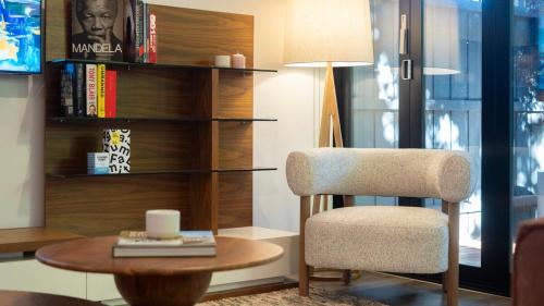 Armadale House | Sanctuary on Stanhope - Art & Modern Luxury