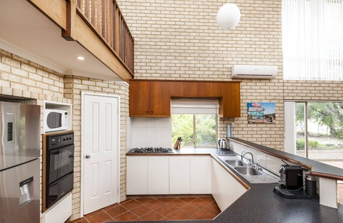 Lancelin House | Sand Dunes - The perfect family holiday