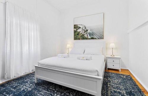 Bongaree House | Sandown Beachside Cottage