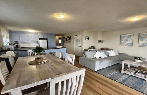 Caloundra Apartment | Sandy Cove Unit 6