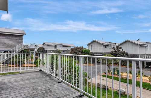 Caves Beach Villa | Sandy Drift at Caves Beach Villas