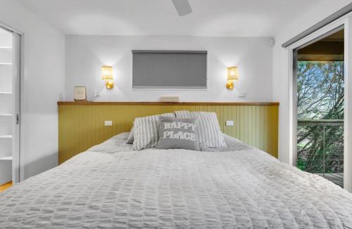 St. Andrews Beach House | Sandy Hills Beach House by Ready Set Stay- BYO LINEN & TOWELS