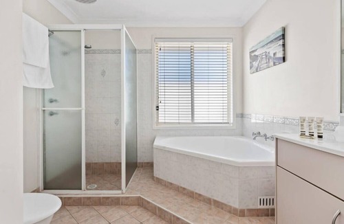The Entrance North House | Sandy Serenity- Pet Friendly