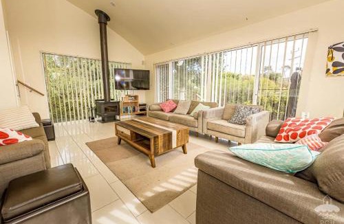 Sandy Point House | Sandy Star Stay 3 Pay 2 Winter Special