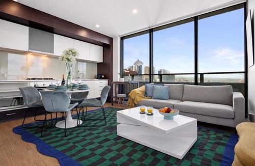 Southbank Apartment | SANS SOUCI Level 36 Skyline & Bayview 2Bed 2Bath Apt with Free Parking Near Crown