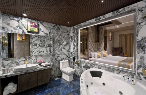 Amarnath Hotel | Saya Grand Resort By Treat Thane