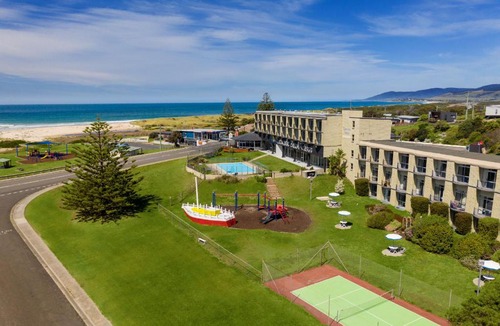 Scamander Hotel | Scamander Beach Resort