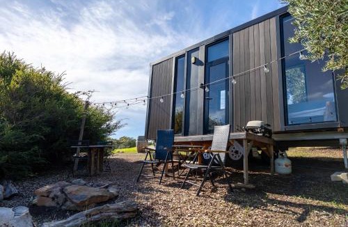 McLaren Vale House | Scrub Tiny House by Tiny Away