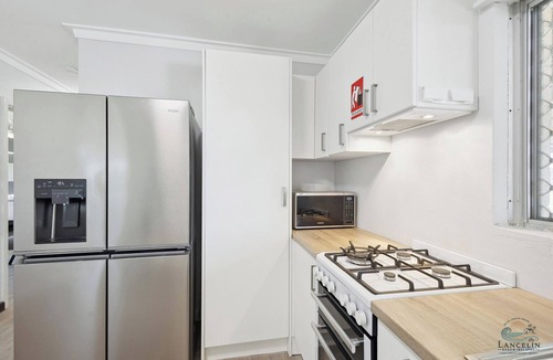Lancelin House | Sea Chain: 4 BR, 2 BA House in Lancelin, Sleeps 10
