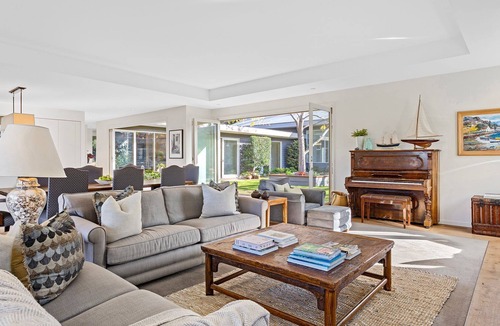 Flinders House | Sea View is the perfect Flinders family getaway