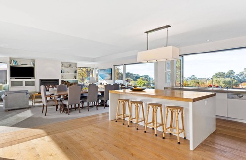 Flinders House | Sea View is the perfect Flinders family getaway