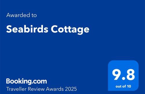 Coffs Harbour House | Seabirds Cottage