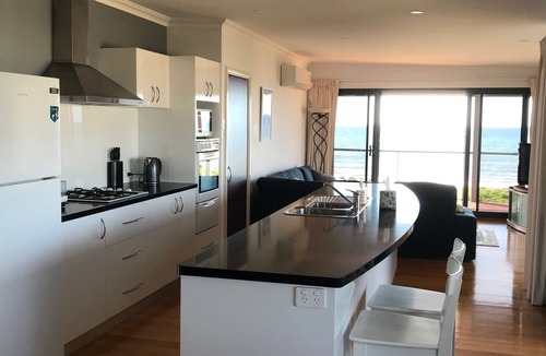Peppermint Grove Beach House | Seaglass & Sol Coastal Retreat