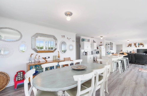 Middleton House | Seashells 63 Morrison Ave, Middleton - Linen Included