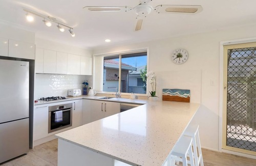 Long Jetty House | Seashells on Eloora Family home