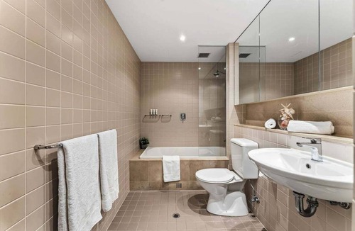 Glenelg Resort | Seaside Hideaway at Belle Pier