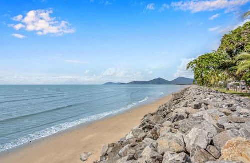 Machans Beach House | Seaside Serenity - Family Escape with Private Spa