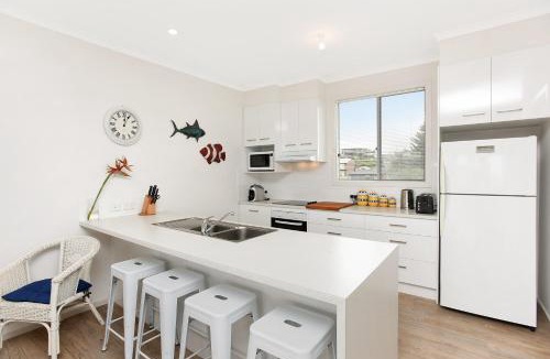 Goolwa Beach House | Seaspray - 24 Kightley Rd Goolwa Beach - No Linen Included
