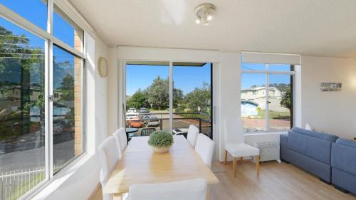 Avoca Beach House | Seaview 4 - Beautiful Views & Linen Supplied