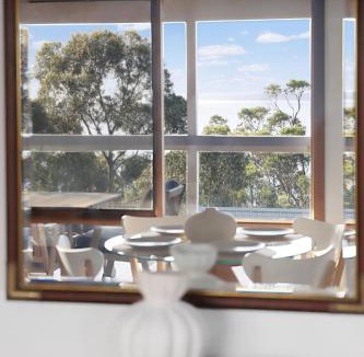 Lorne House | Seaview Cottage